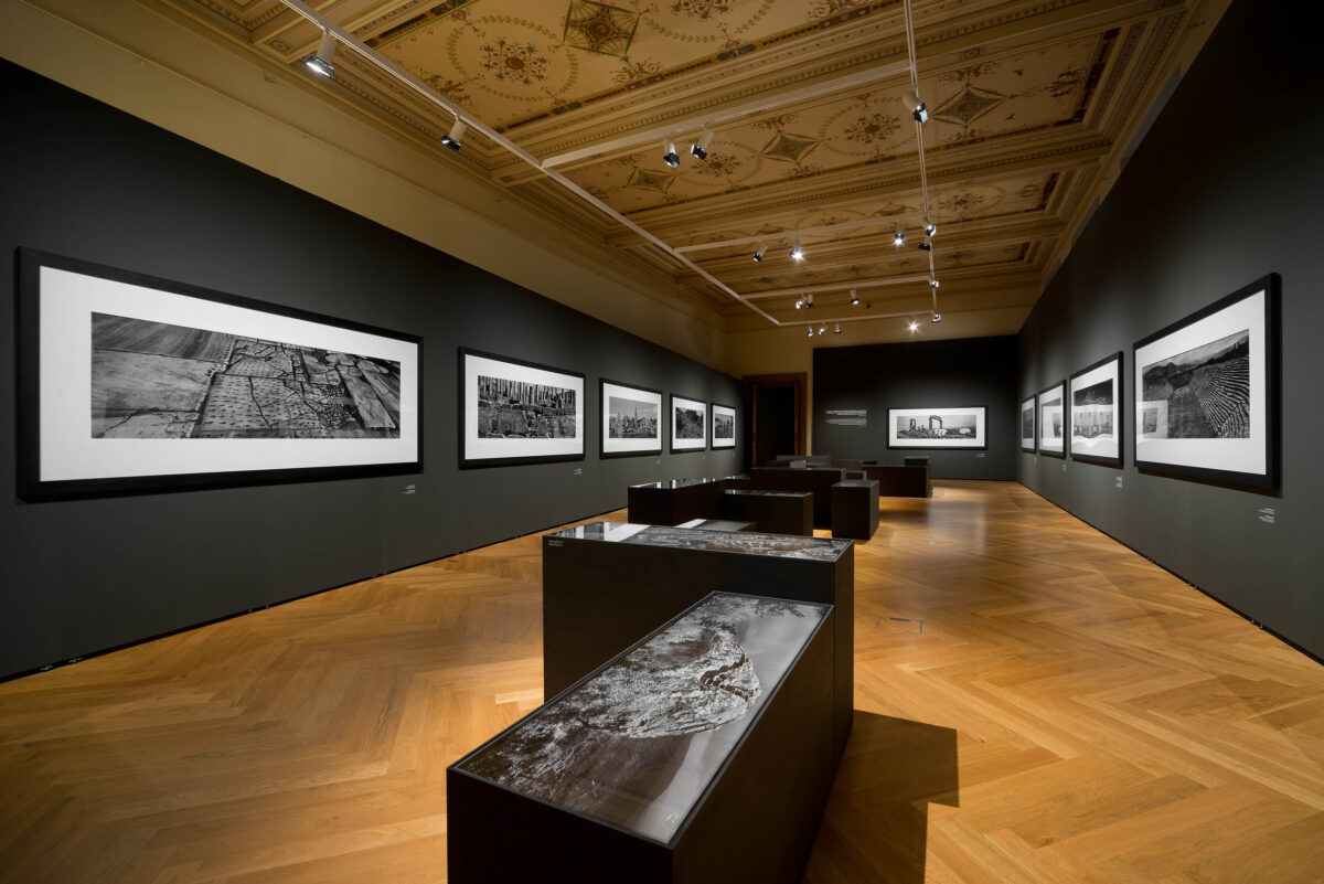 Pohled do výstavy Josef Koudelka Ruiny